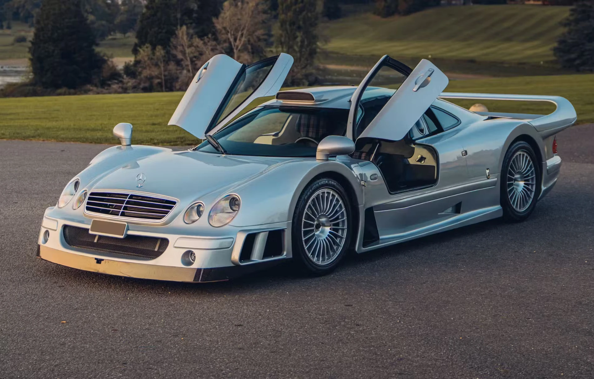 Mercedes-Benz CLK GTR